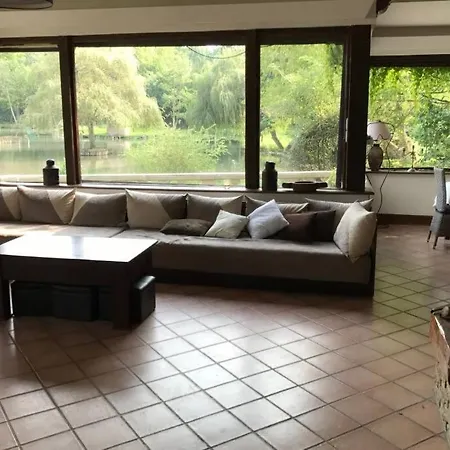 Le Domaine Du